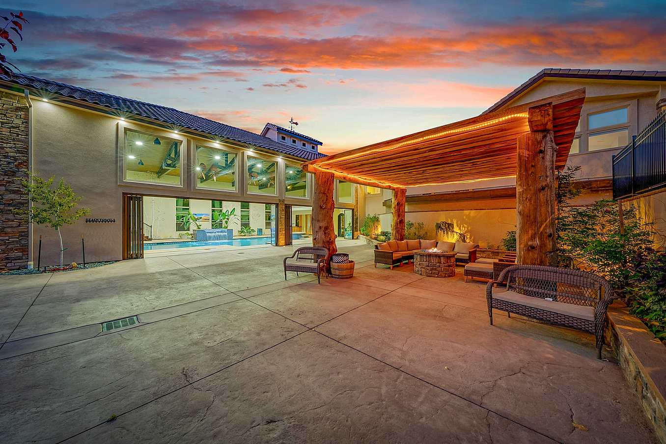 indoor-outdoor year-round pool pavillion with NanaWall movable glas door systems