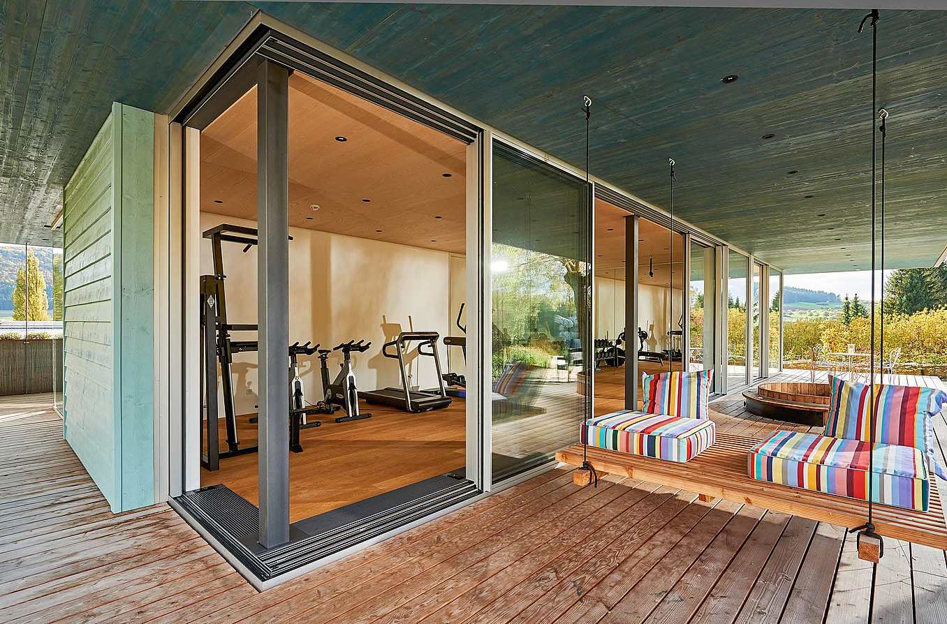 moveable glass doors