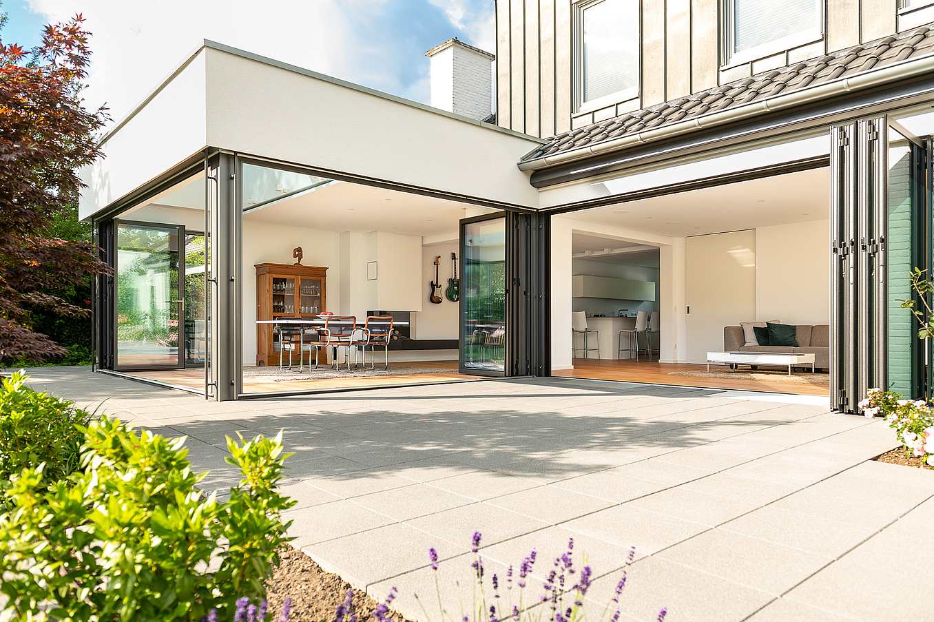 NanaWall Generation 4 folding glass wall systems in comtemporary home