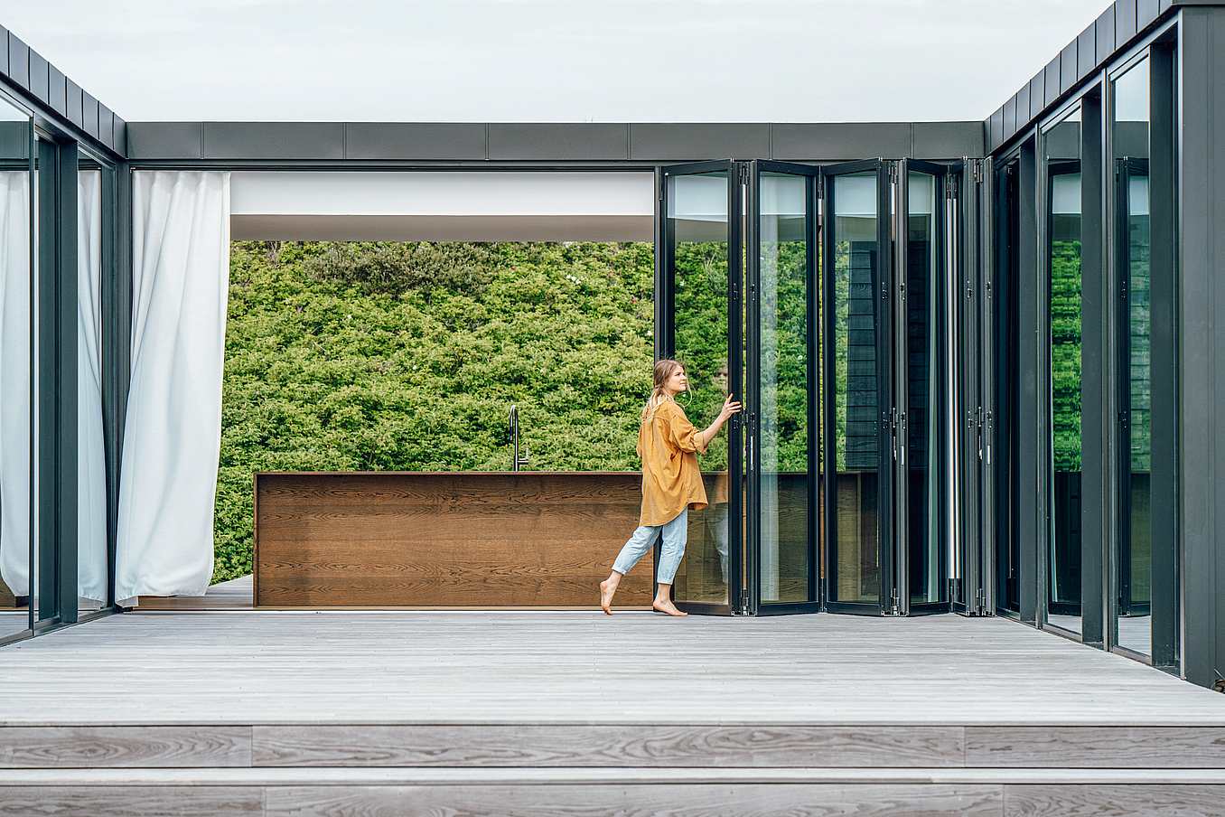 slimmest aluminum framed folding glass walls