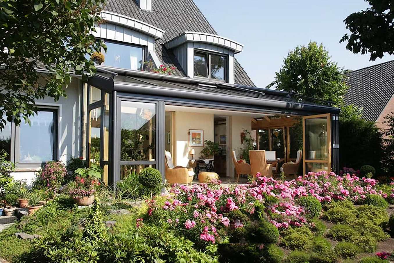 aluminum clad folding glass walls outdoor living spaces