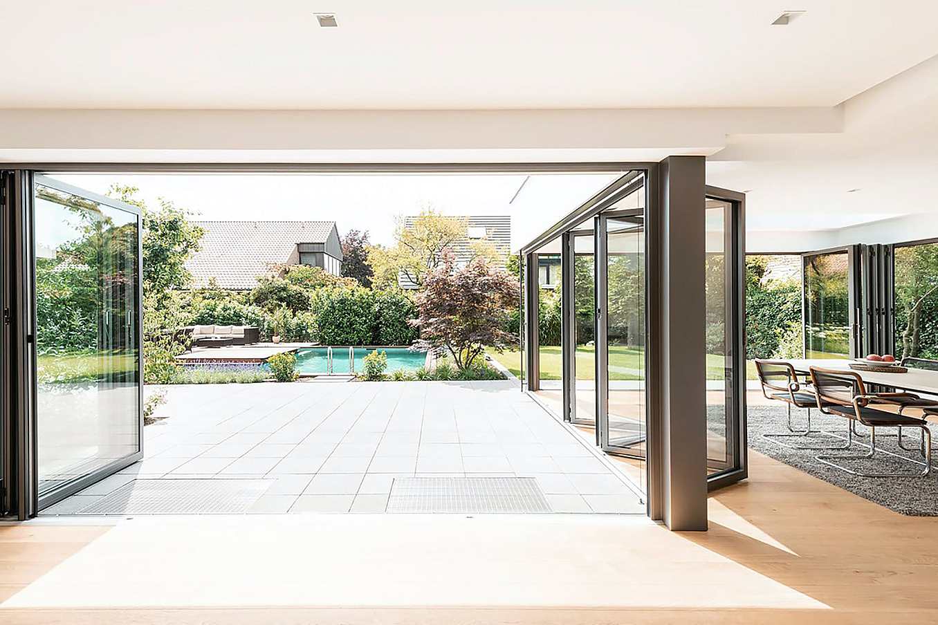 Generation 4 moveable glass wall systems