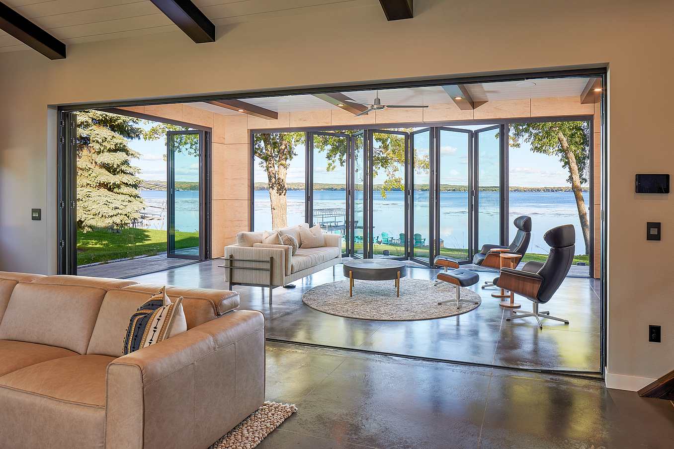 retractable glass walls 