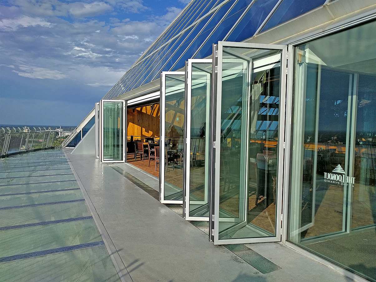 NanaWall folding glass doors