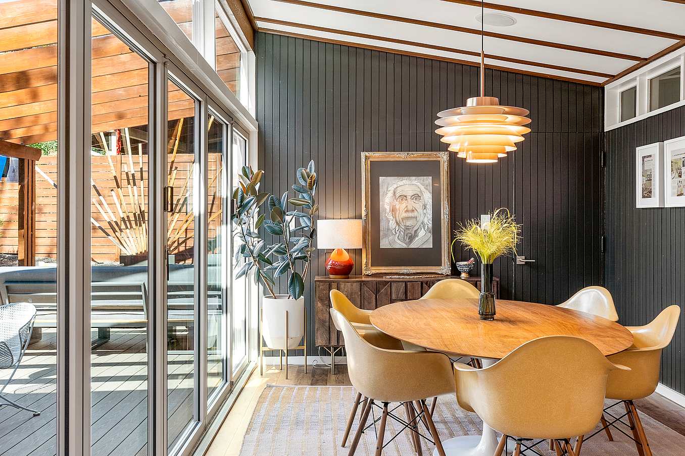 Mid-Century Modern dining room with NanaWall folding glass wall