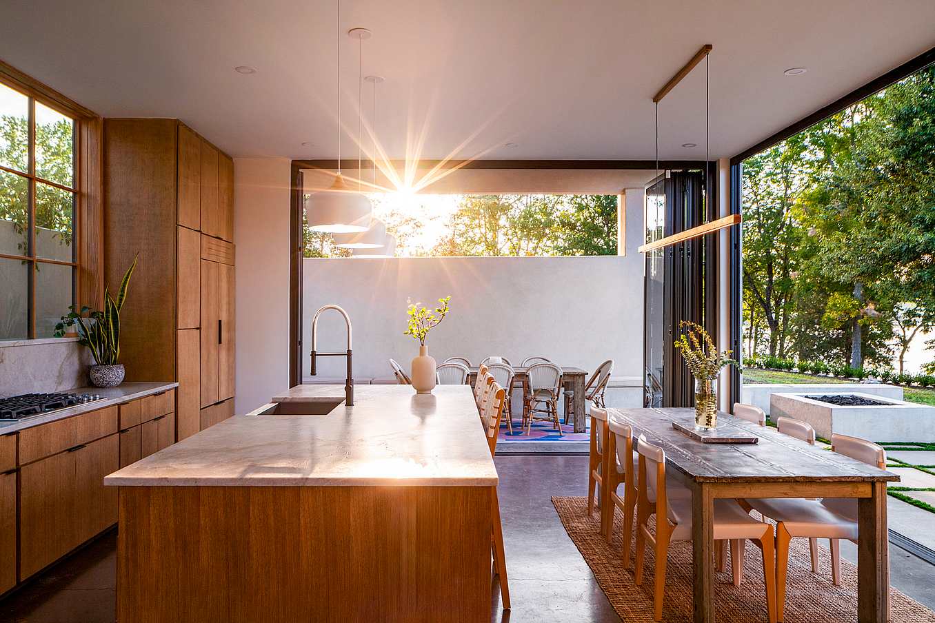 NanaWall Generation 4 glass wall systems in modern kitchen