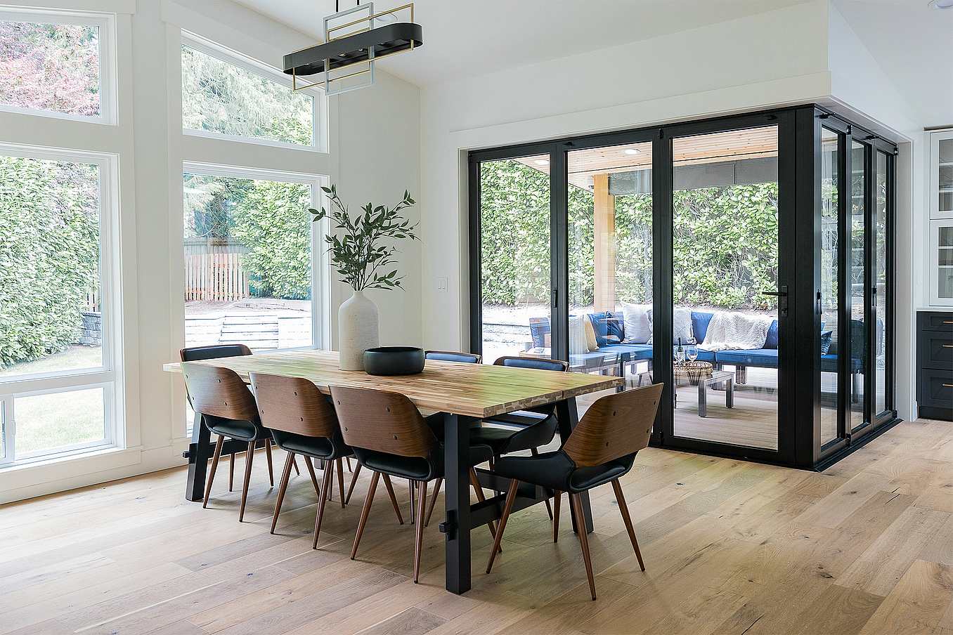 closed open corner folding door system by NanaWall