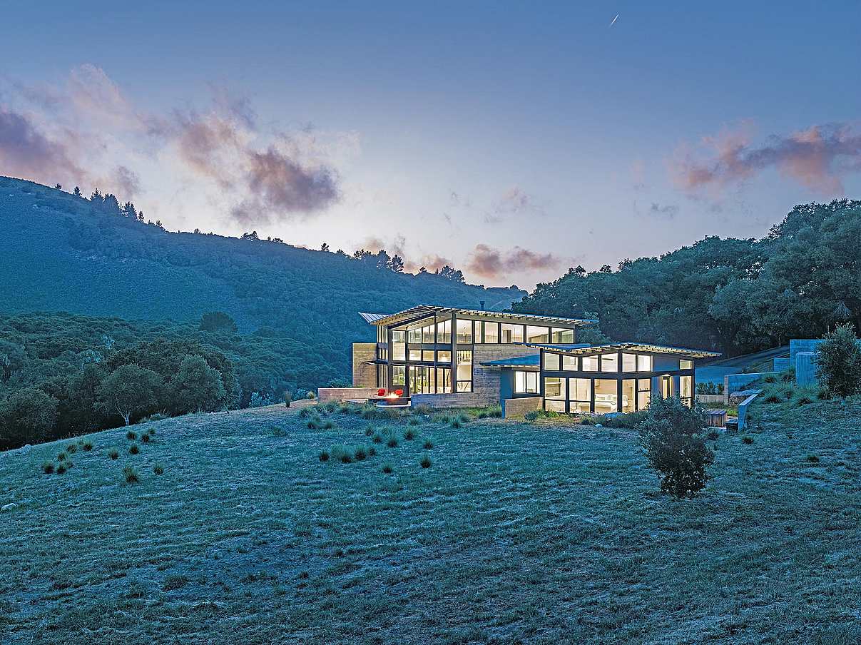 NanaWall folding glass walls 