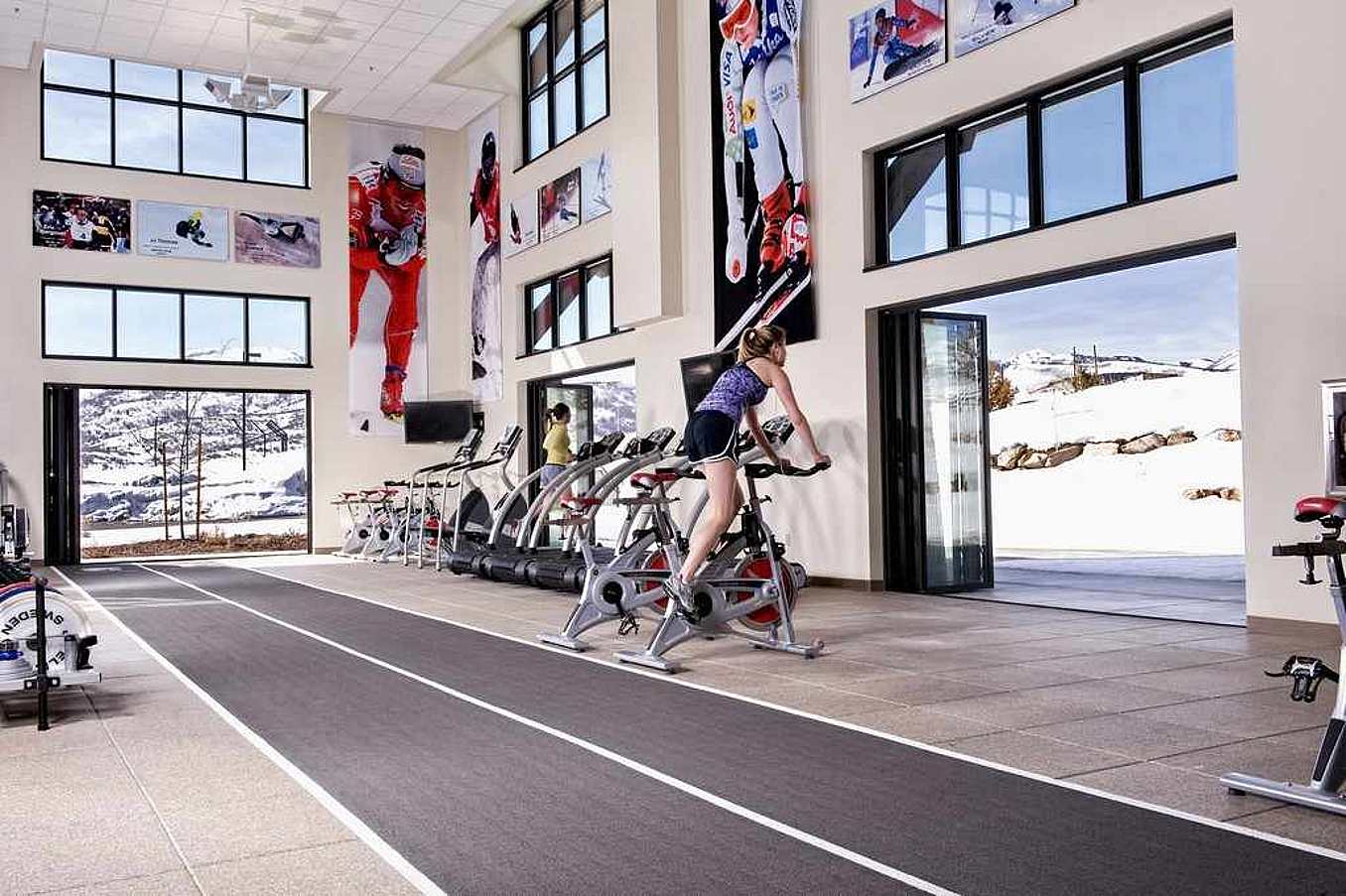U.S.-Ski-Team-facility-with-NanaWall-systems-to-bring-in-healthy-air