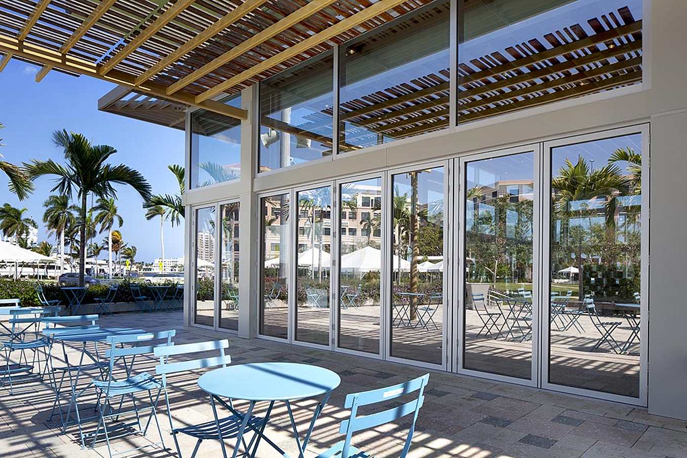 opening-glass-wall-miami-dade-hurricane-app