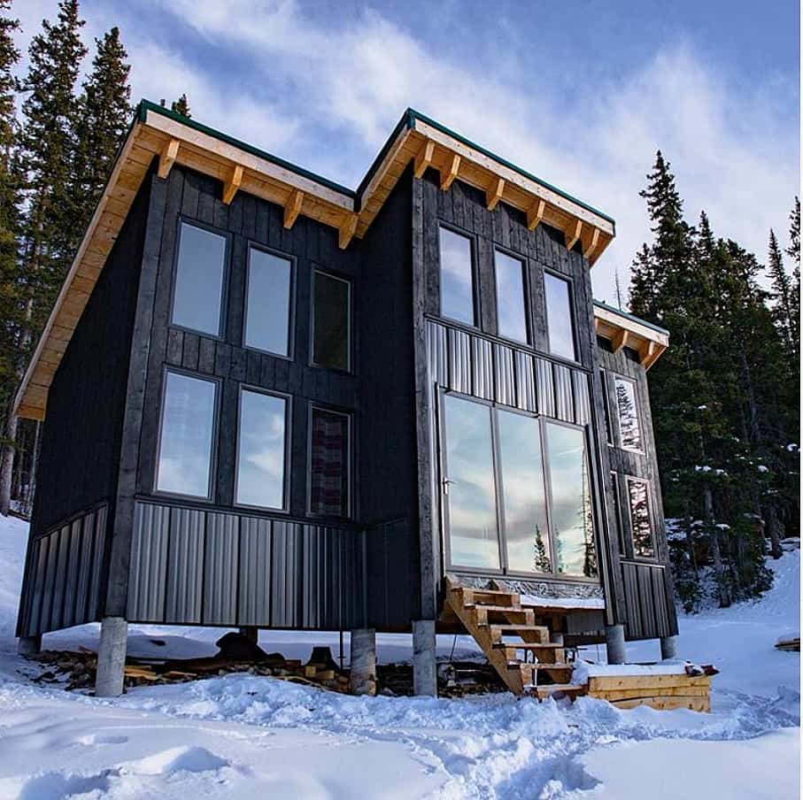 Tiny home in Colorado with  NanaWall three-panel SL60 folding glass wall