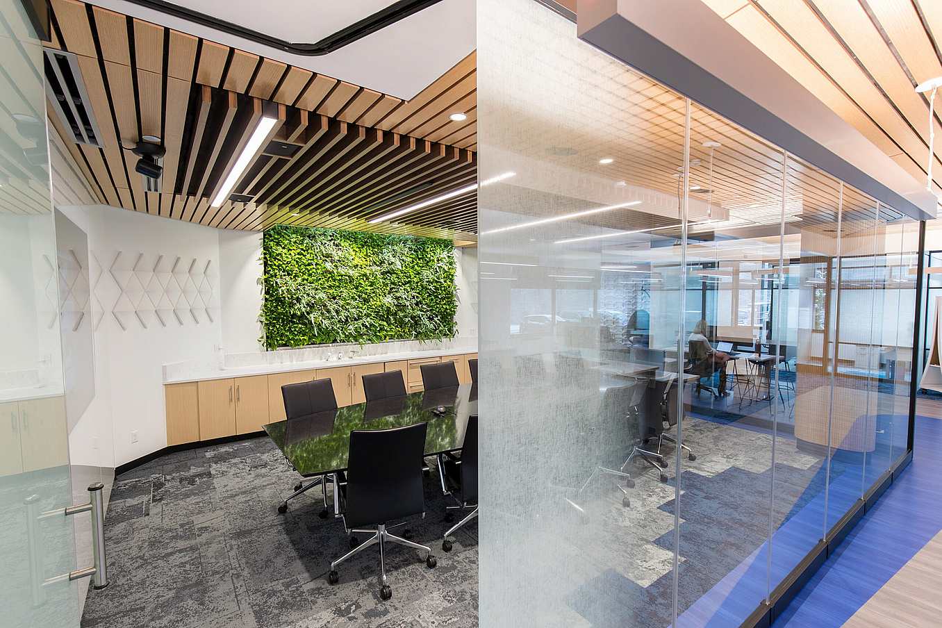 Frameless acoustically rated Interior Glass Wall Partitions