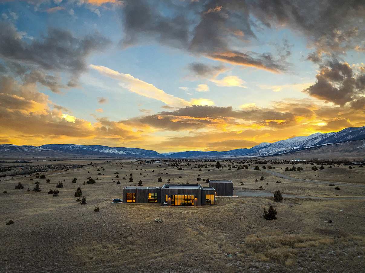 Yellowstone retreat with modern home design