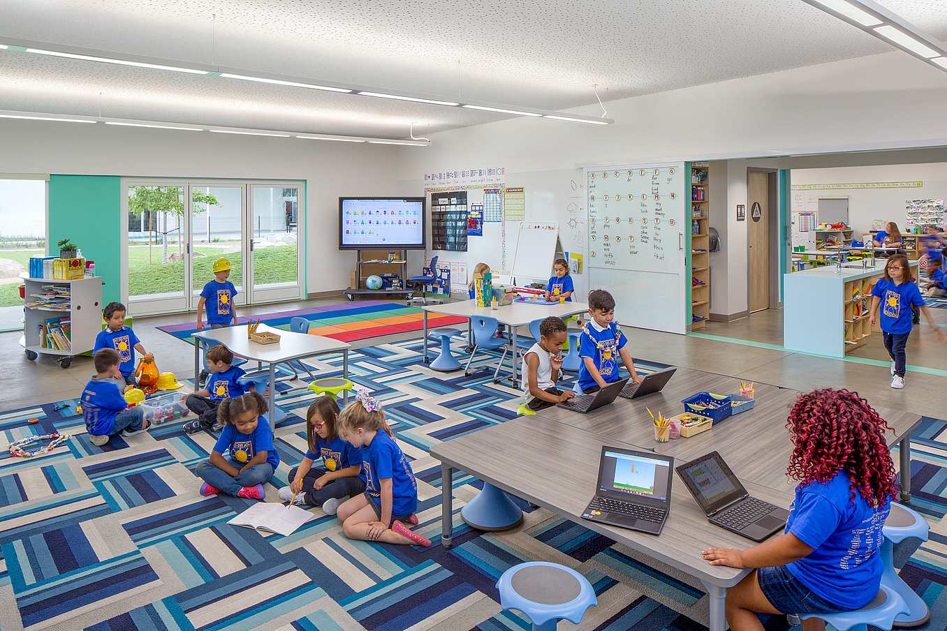 modern learning classroom with NanaWall glass systems