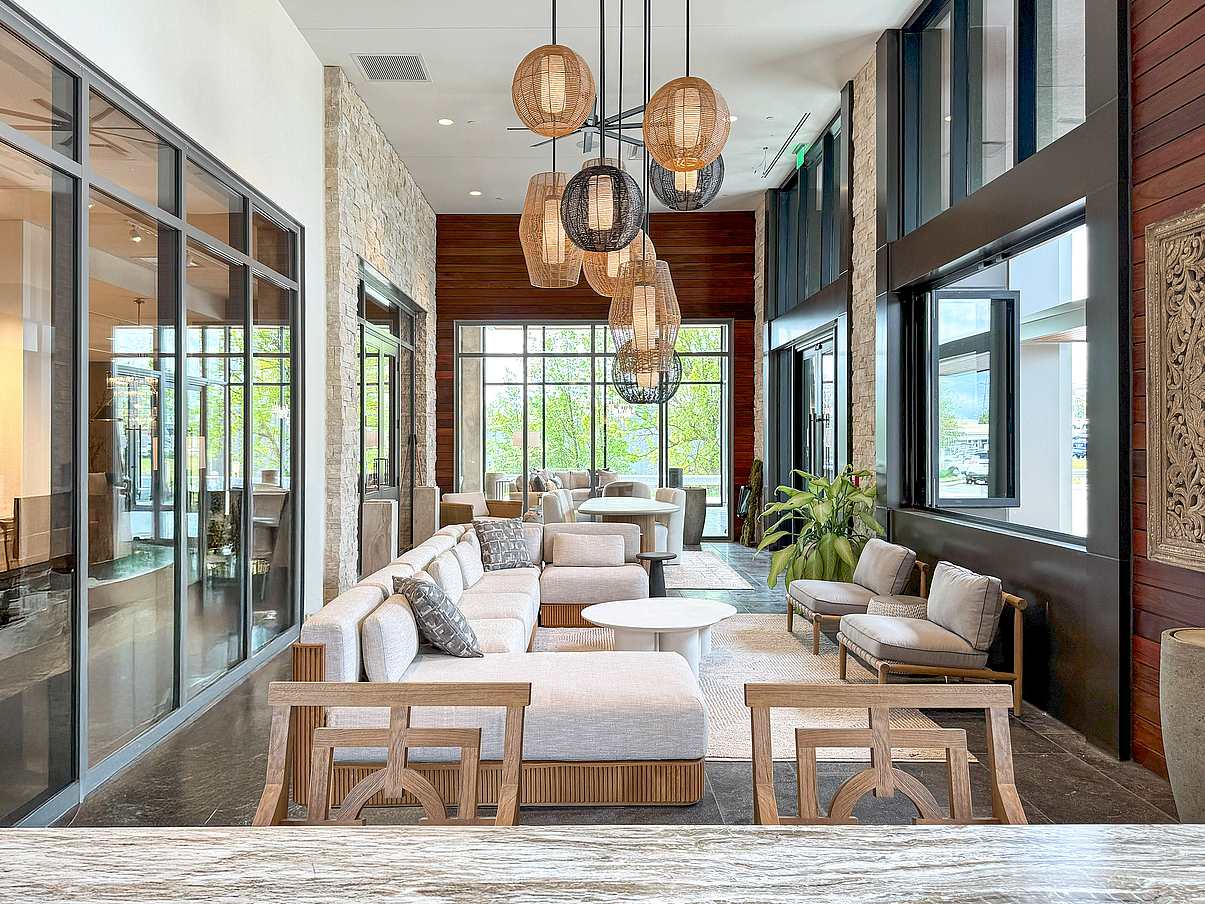Commercial glass doors