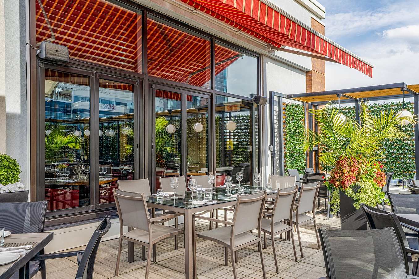 NanaWall folding operable glass window system
