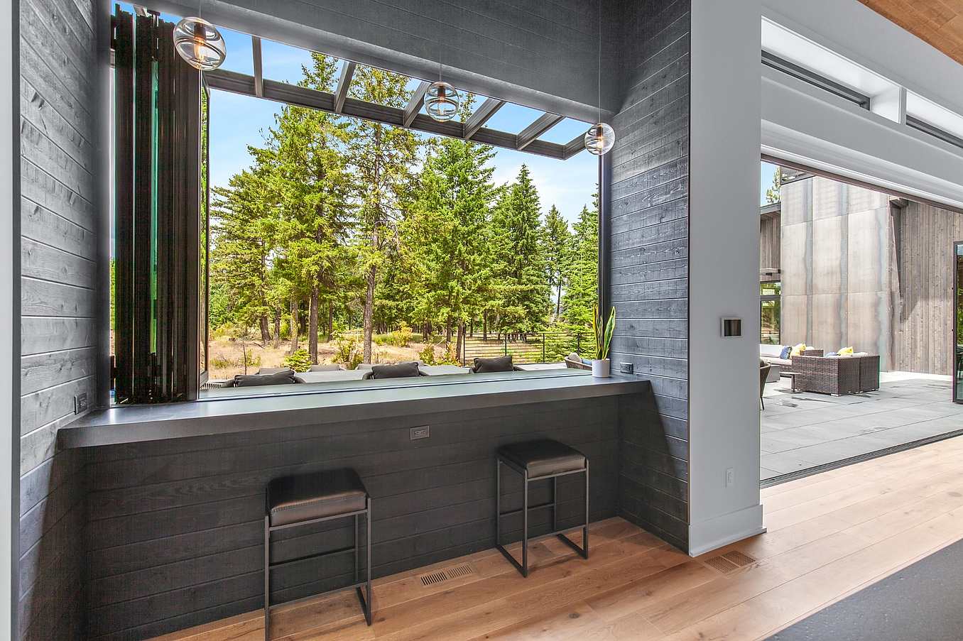 NanaWall pass-through window