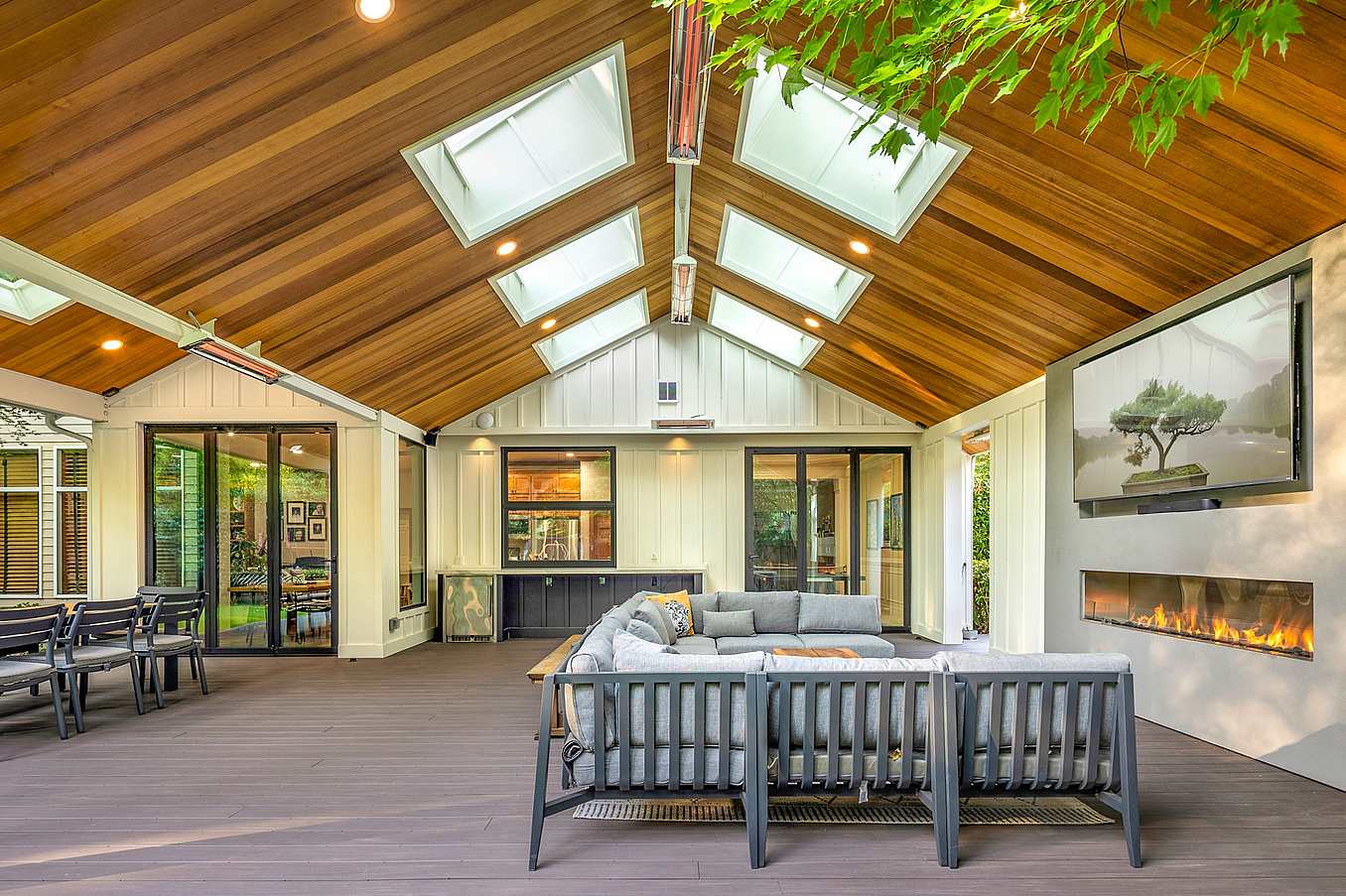 folding patio doors by NanaWall