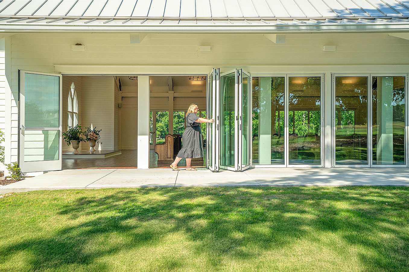 Generation 4 bifolding glass walls