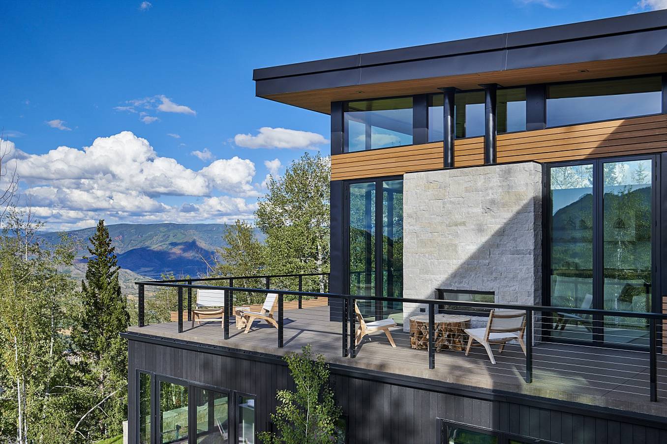 moveable glass wall systems in vacation rentals