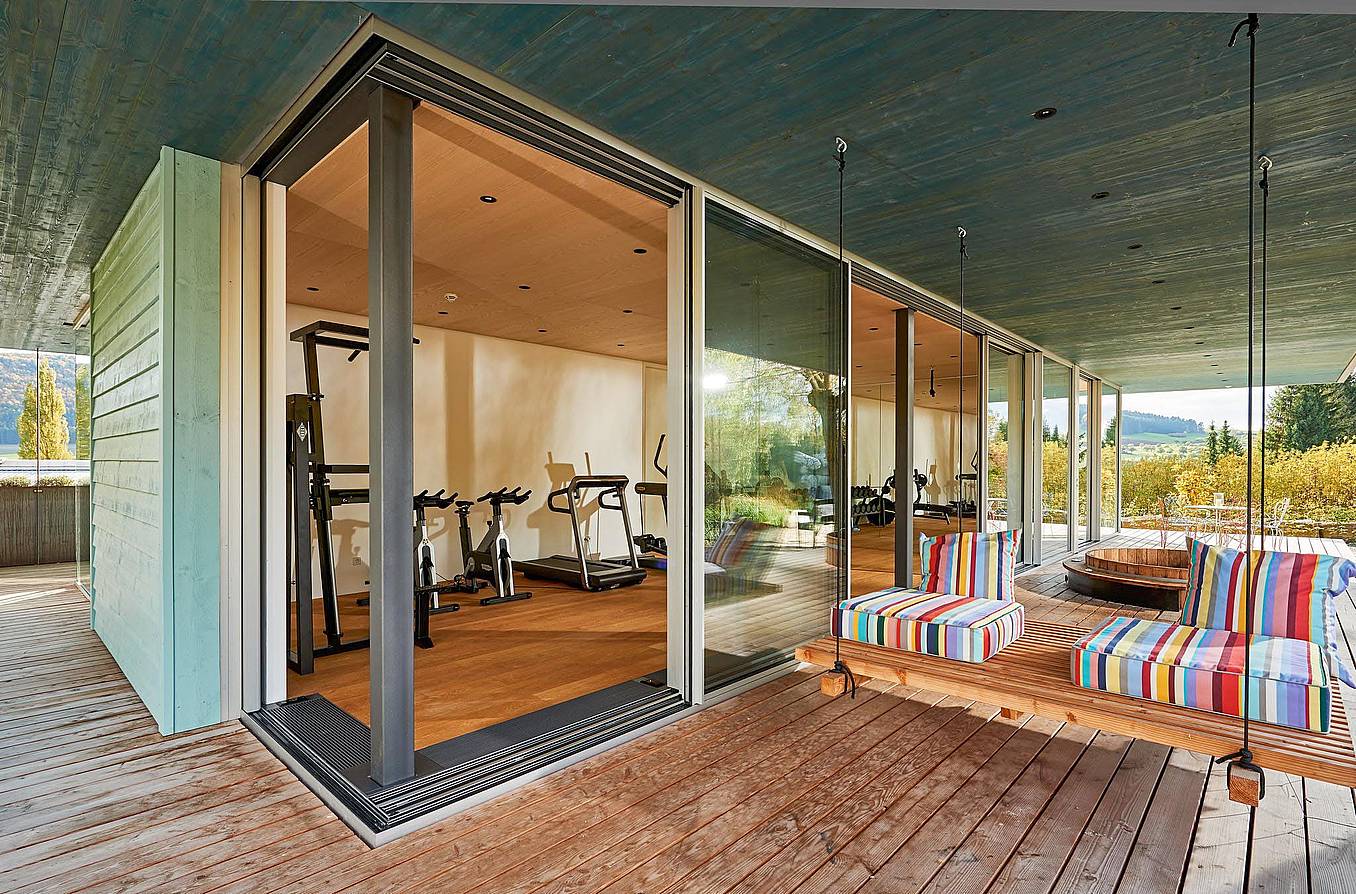 moveable glass doors