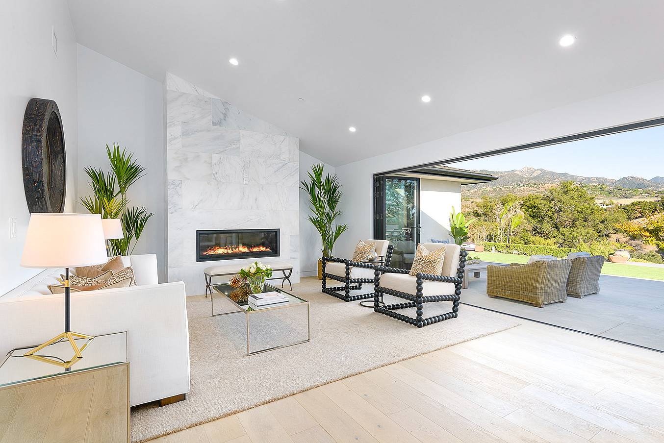 NanaWall indoor outdoor lifestyle and endless views