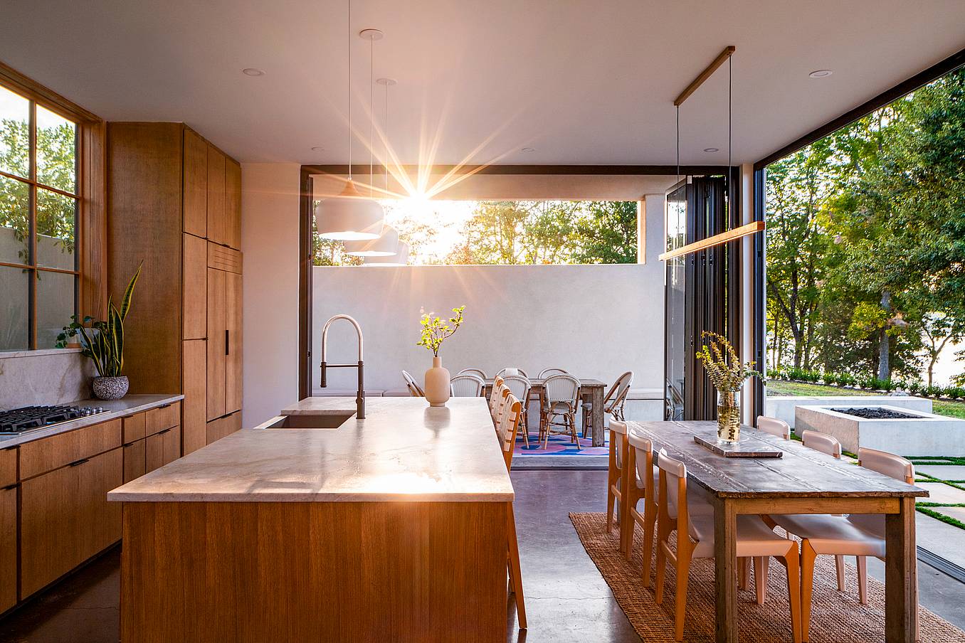 NanaWall Generation 4 glass wall systems in modern kitchen