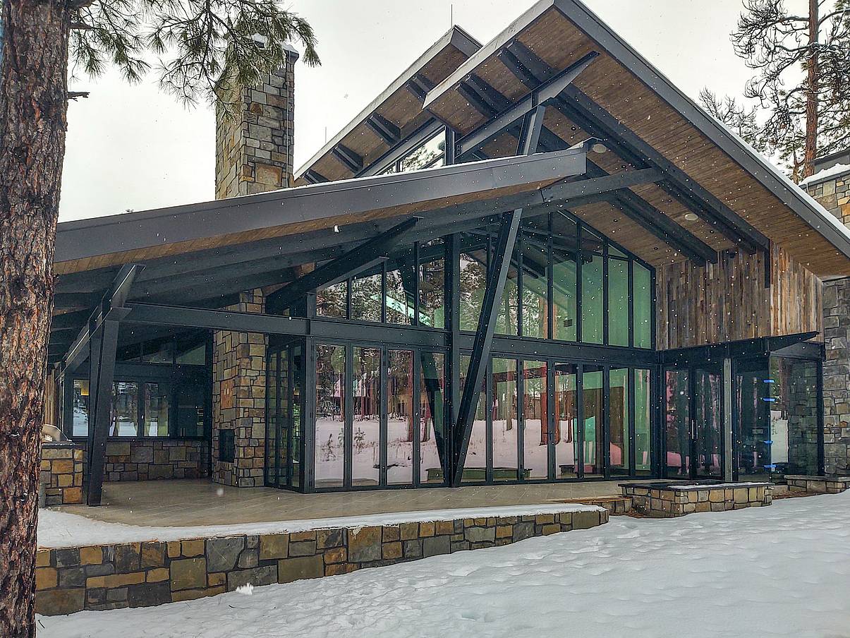opening glass doors in winter