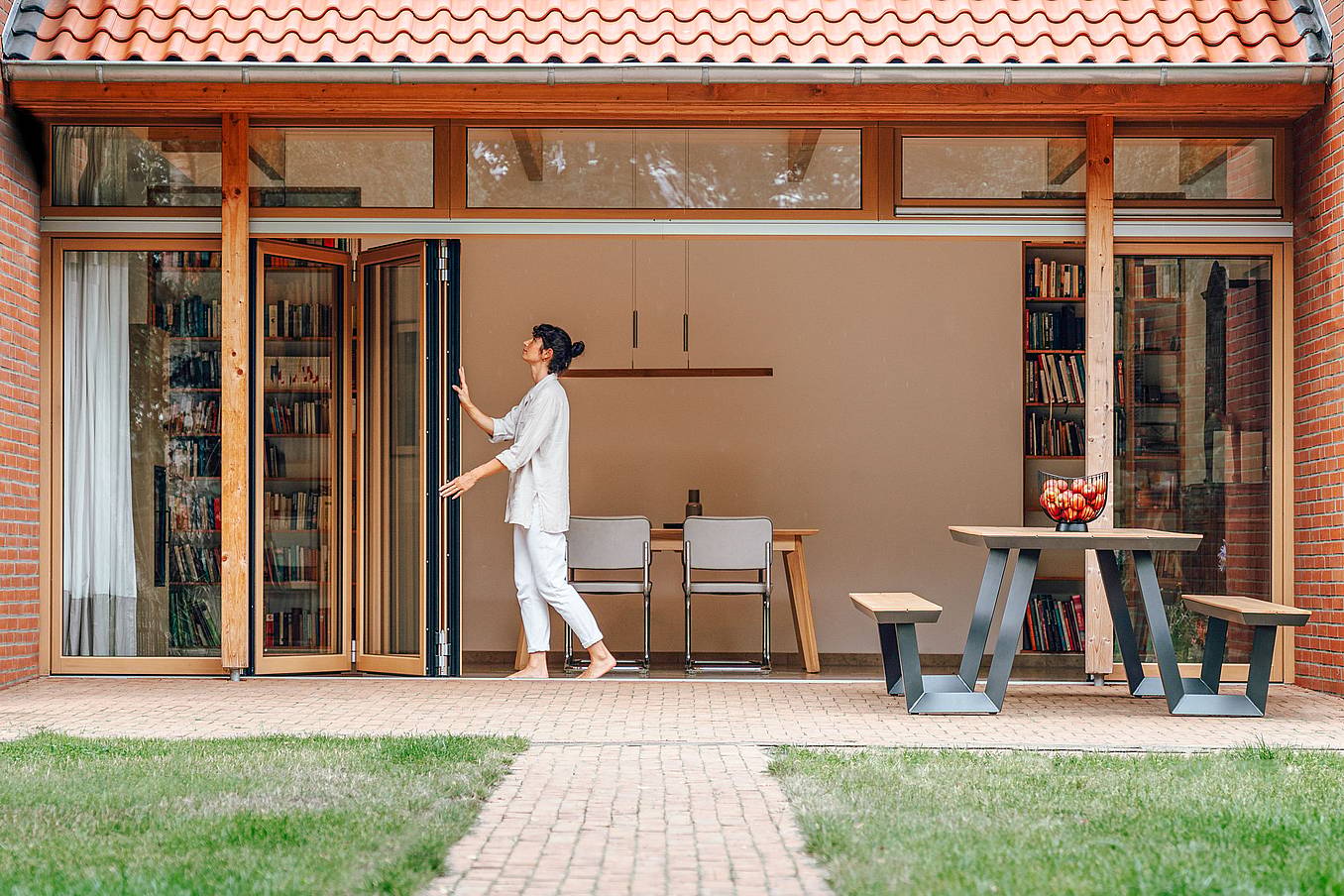 NanaWall opening glass doors