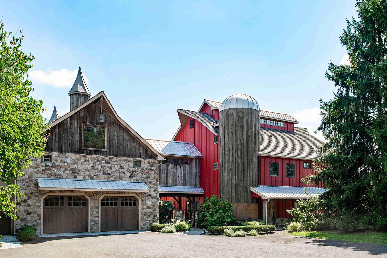 Pennsylvania-barn-converted-into-luxury-home