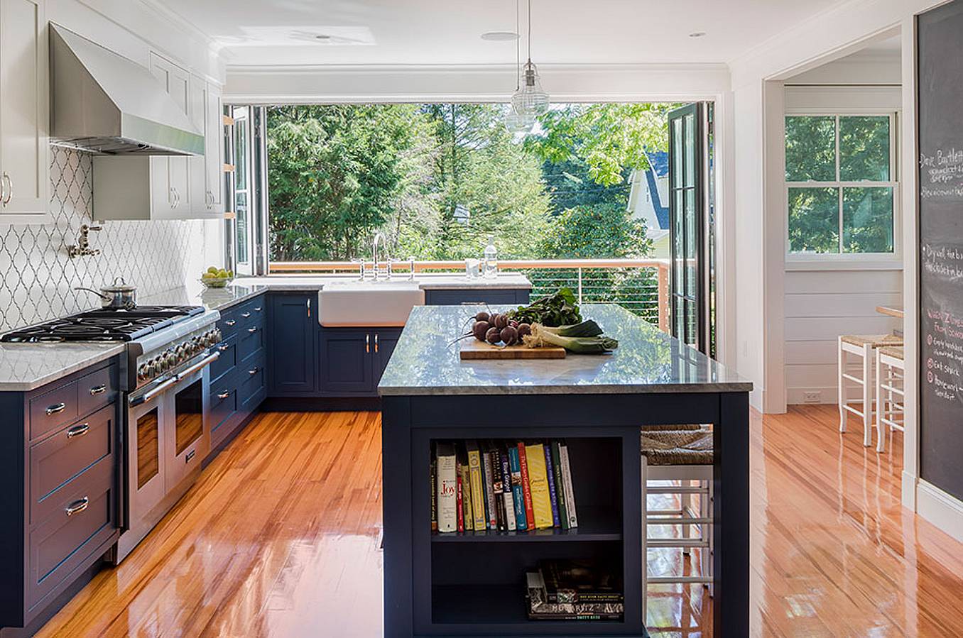 NanaWall opening glass door system