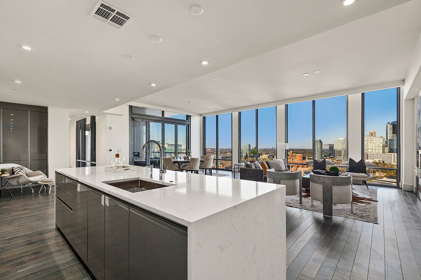 improve ROI in multifamily with NanaWall bifold glass door systems
