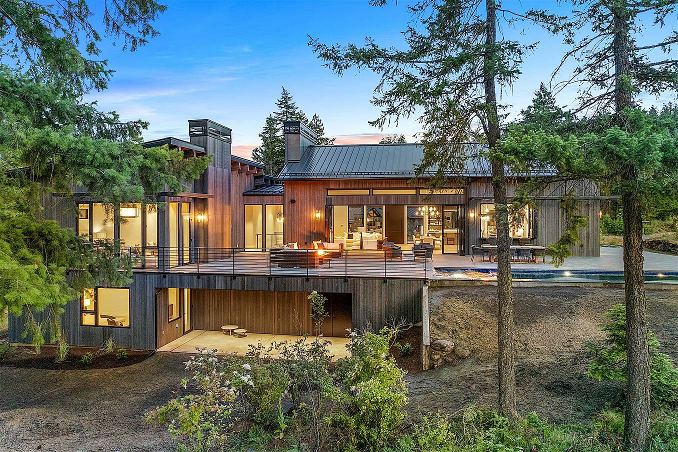 indoor-outdoor living with NanaWall