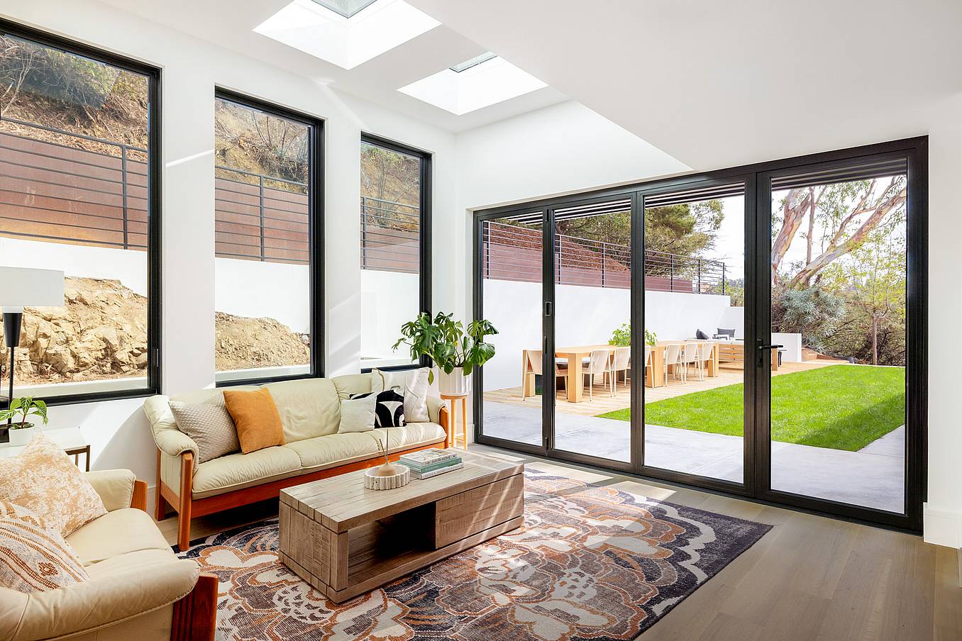NanaWall retractable glass wall in contemporary home