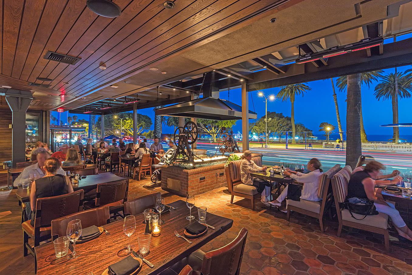 indoor-outdoor restaurant design with NanaWall movable glass walls