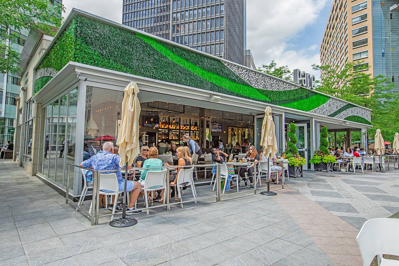 restaurant exterior designed with NanaWall glass walls