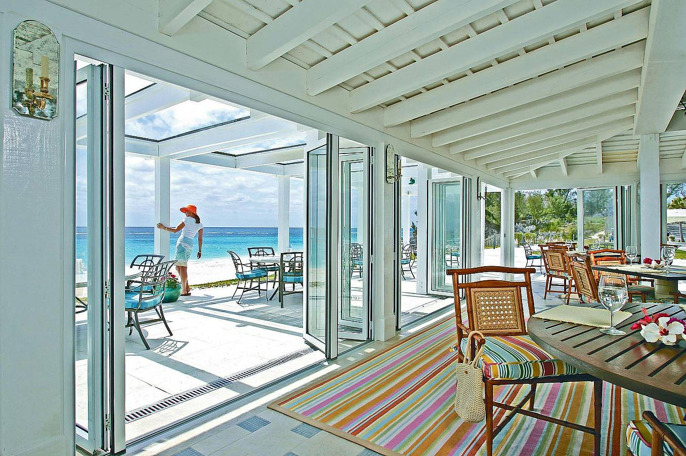 hurricane-rated folding glass walls by NanaWall