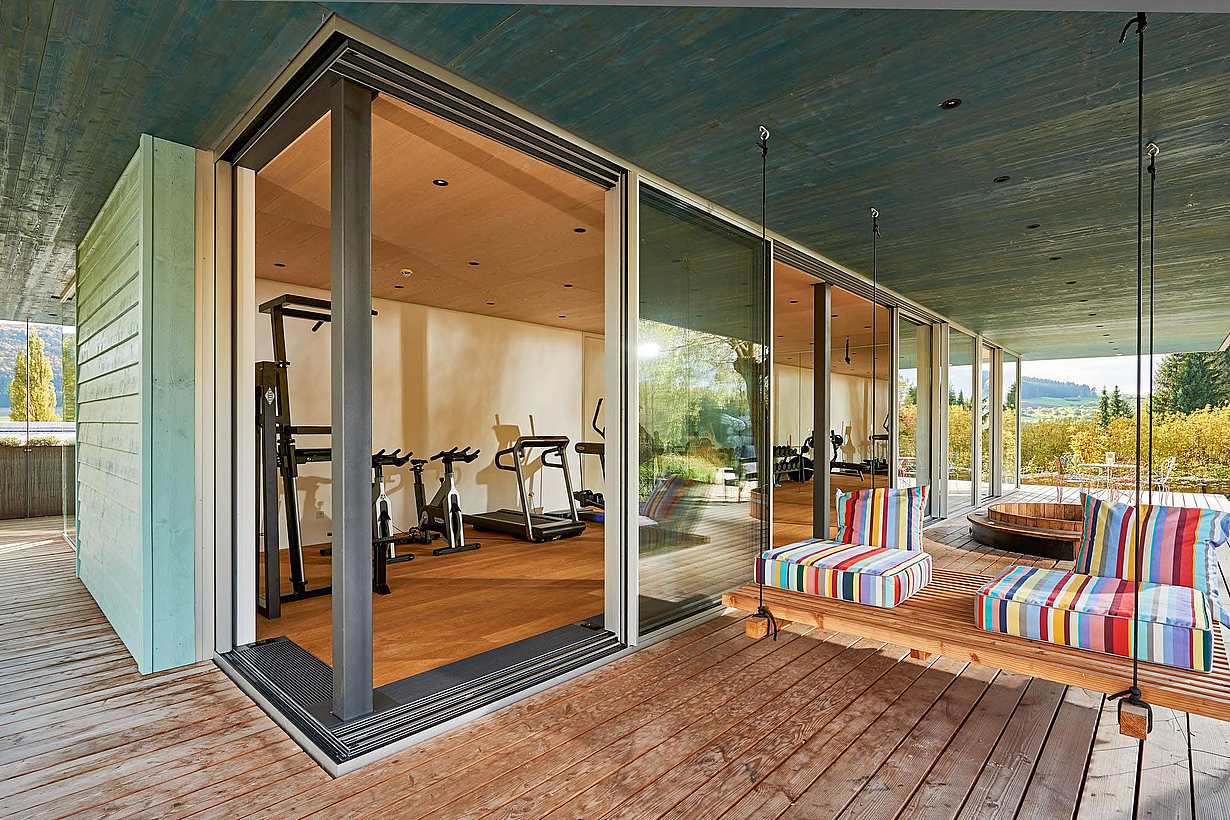 moveable glass doors