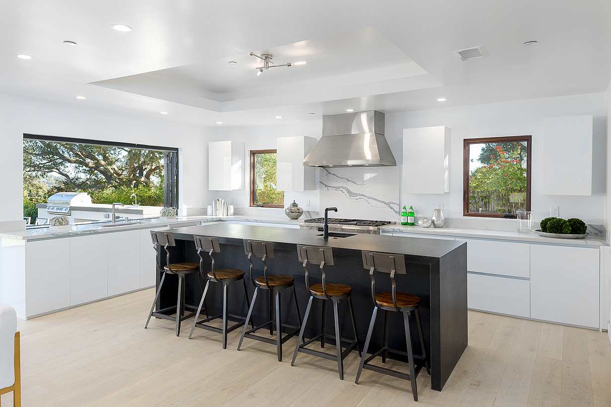 FoldFlat folding window systems
