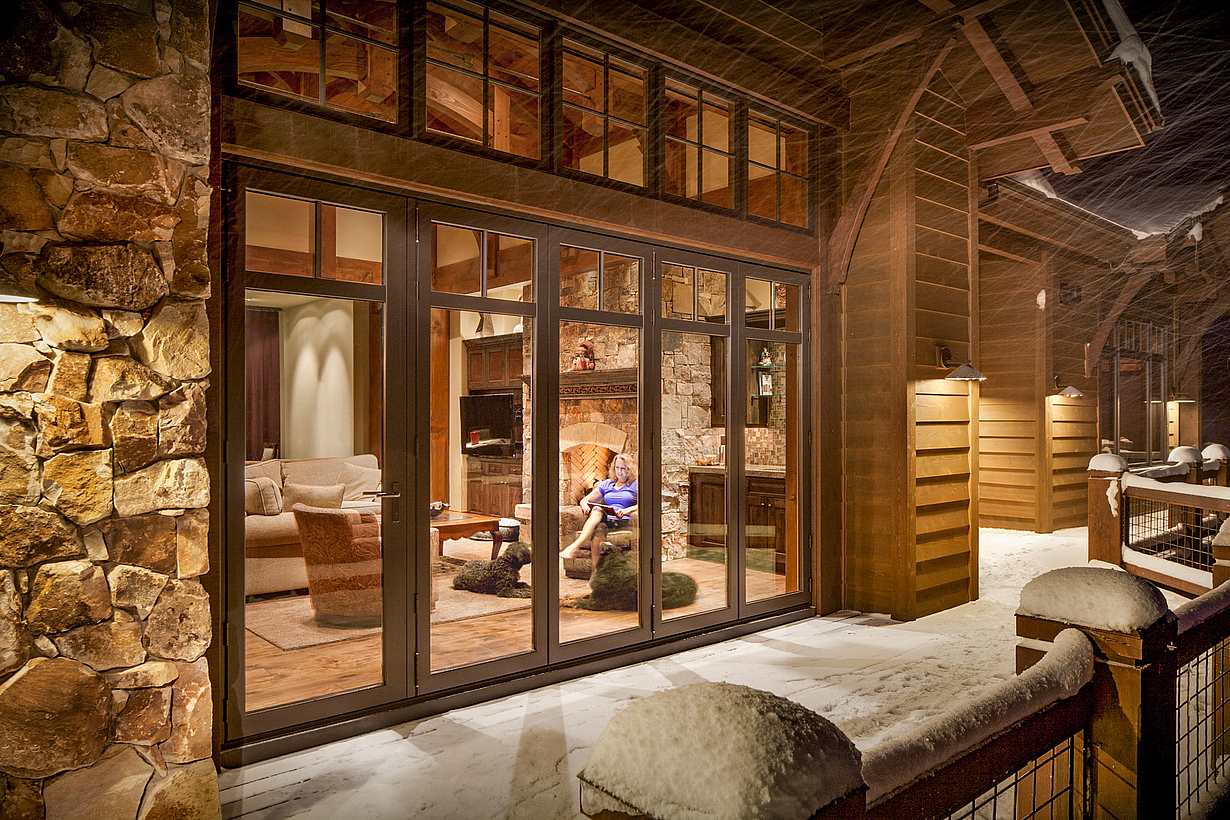 opening glass walls in cold weather