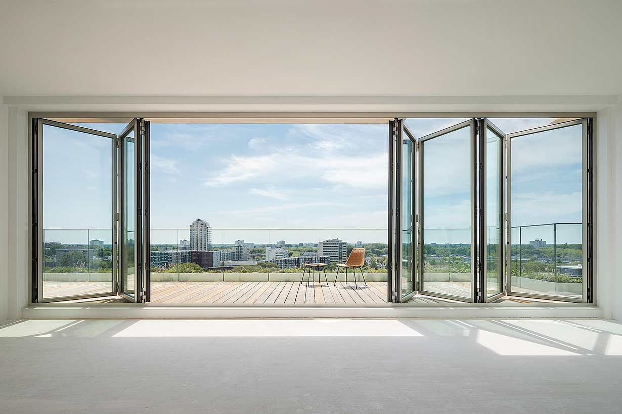 balcony glass wall systems