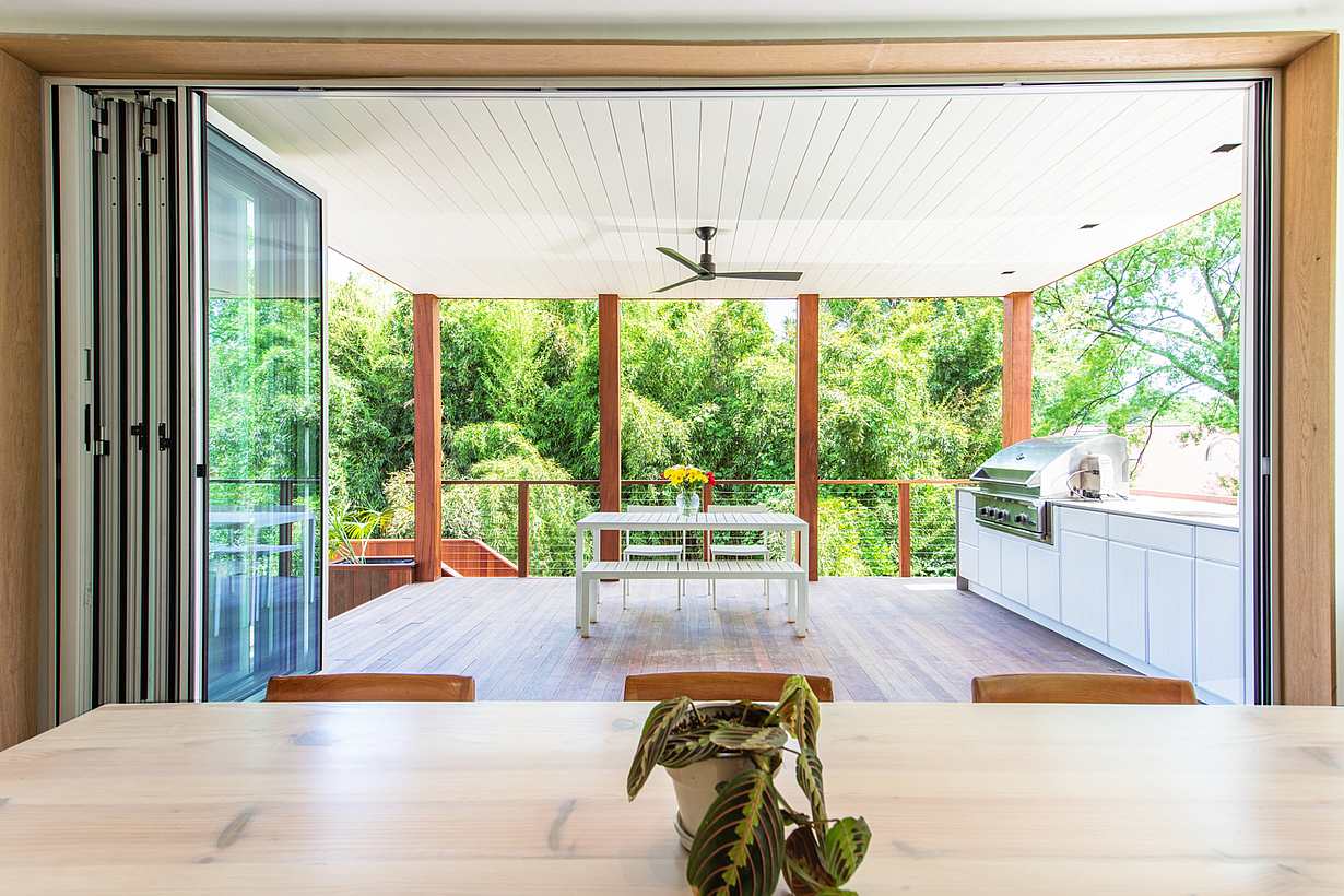 Generation 4 retractable patio doors
