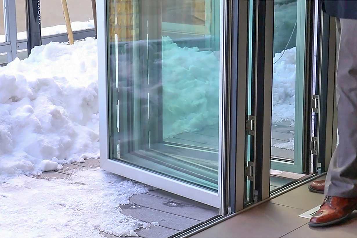 NanaWall accordion glass wall systems in snow