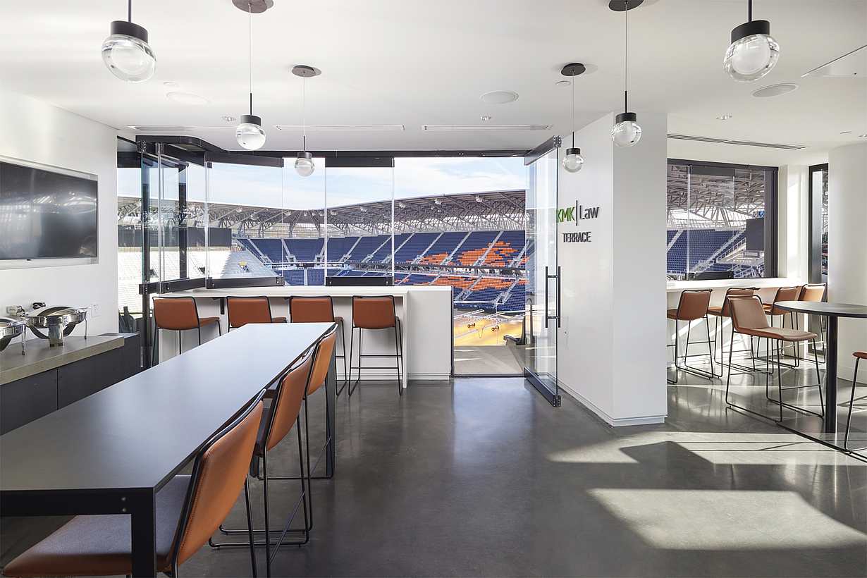 all glass retractable glass walls