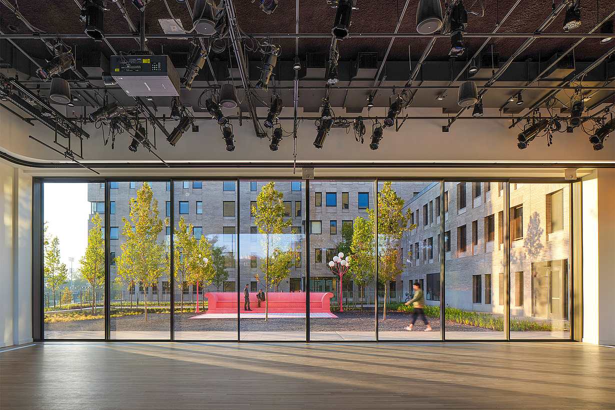 large panel retractable glass walls