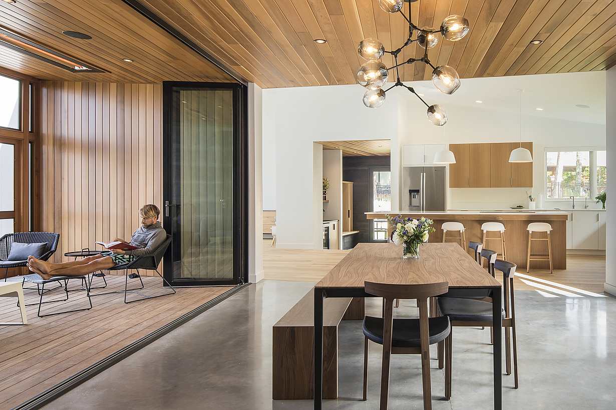 NanaWall opening glass door 