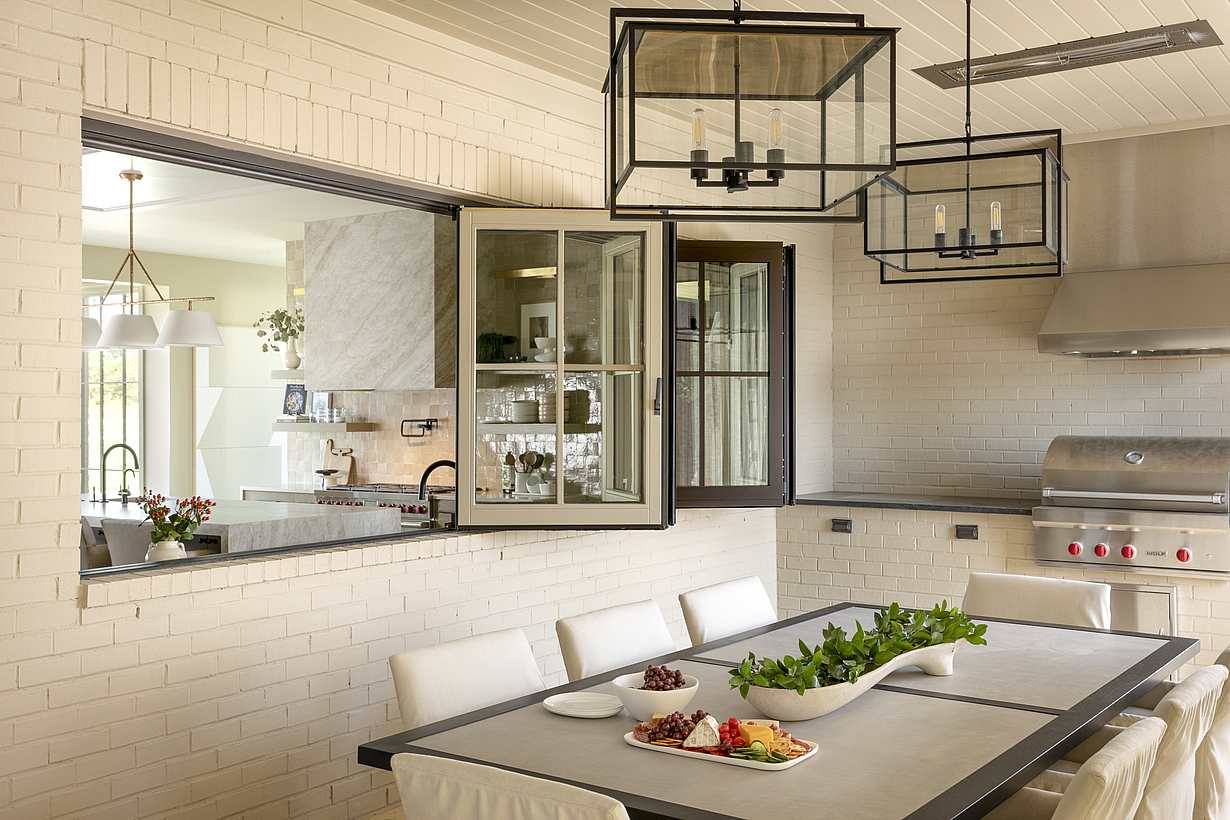 movable glass windows in porch design