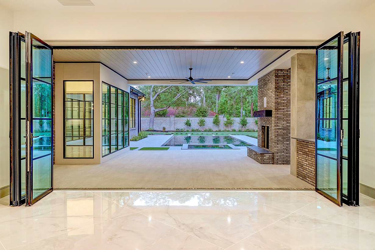 NanaWall residential folding glass doors