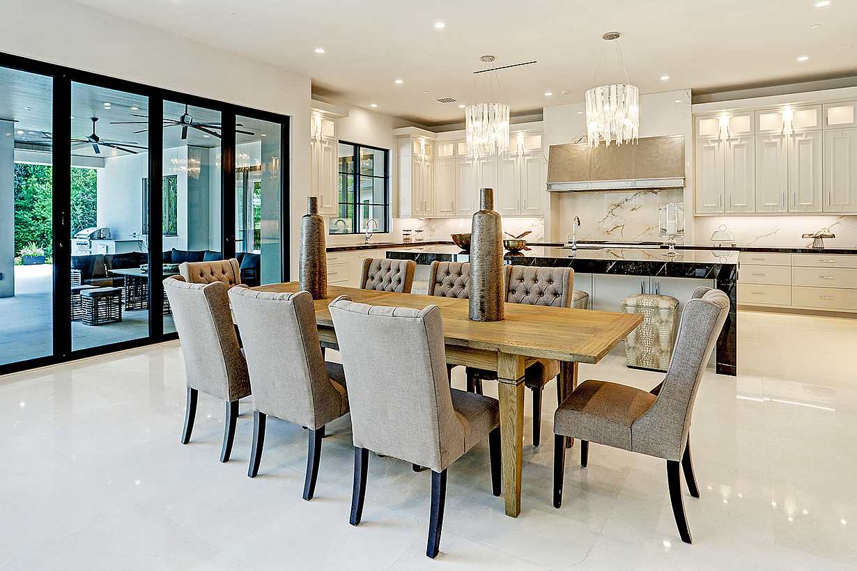 Custom home design with residential glass door systems
