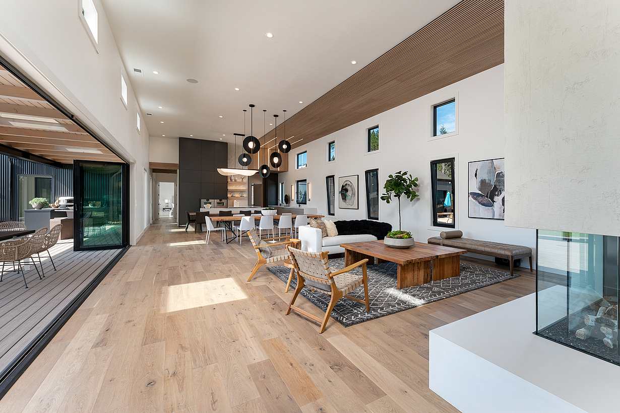 retractable glass walls